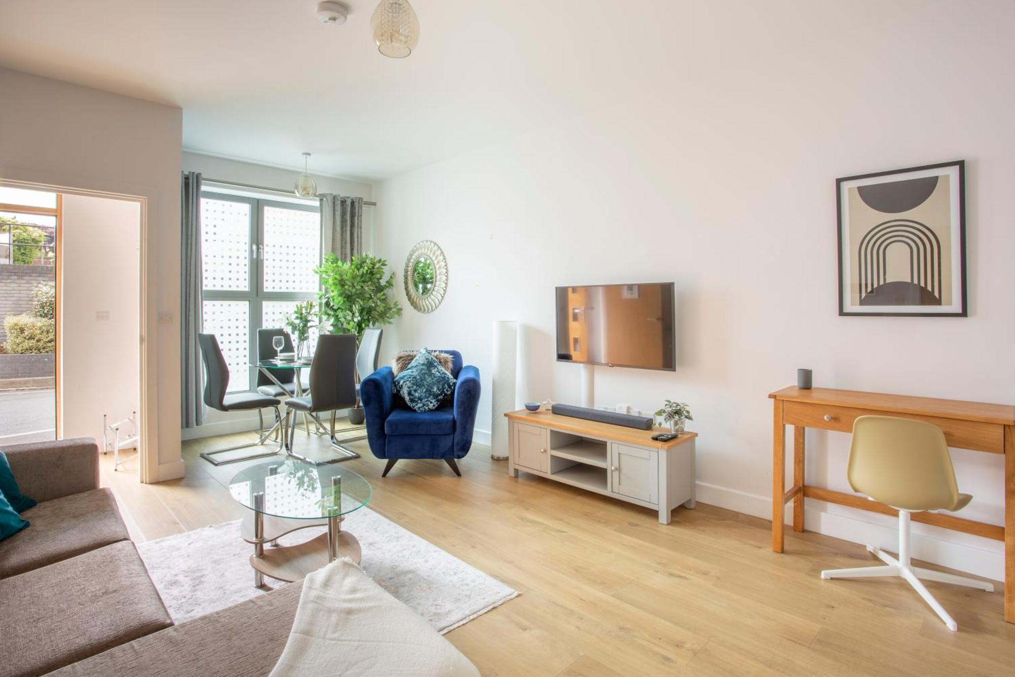 1 Bed Apartment - Redhill Central, Surrey, Gatwick #2 Exterior foto