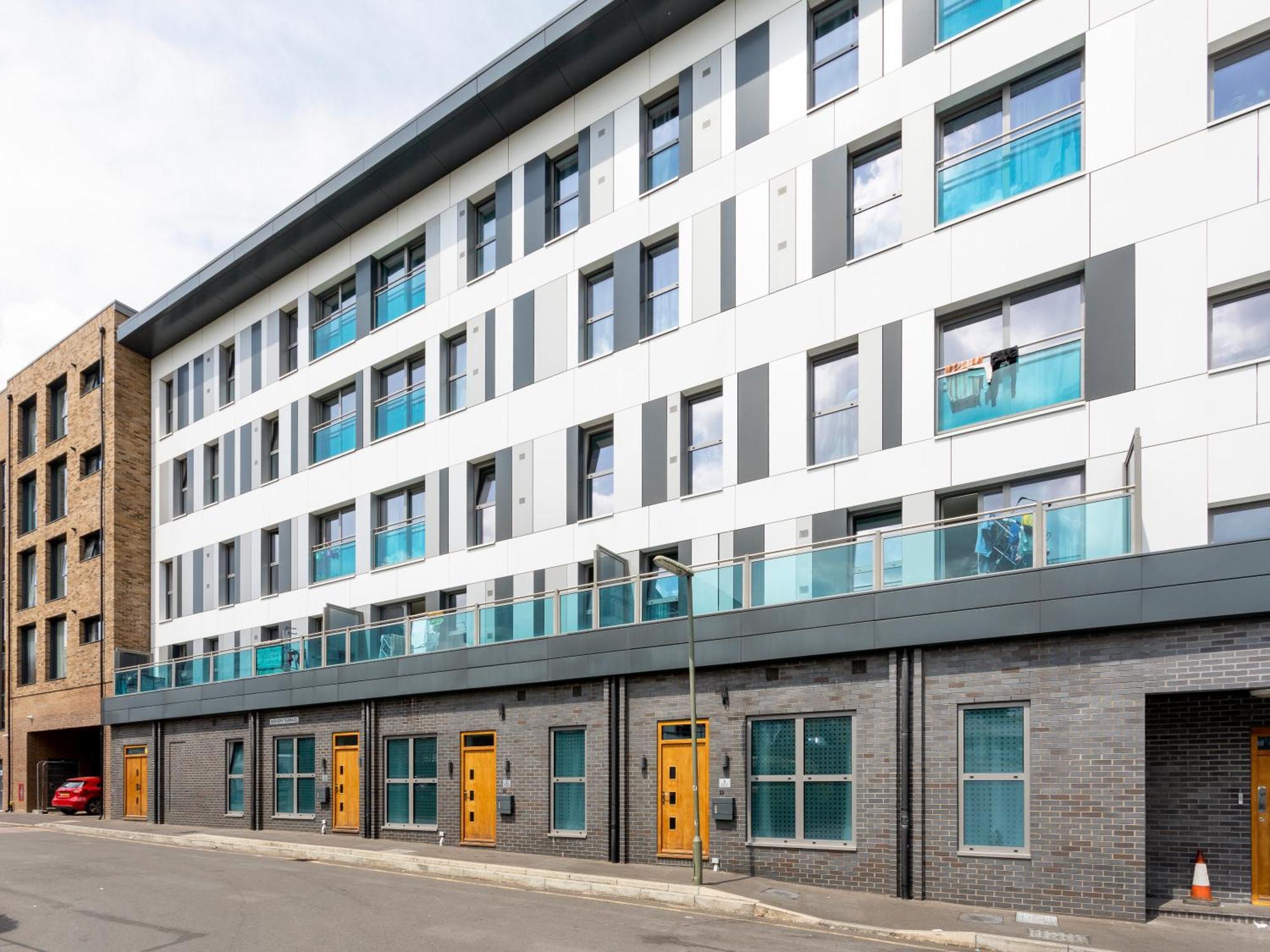 1 Bed Apartment - Redhill Central, Surrey, Gatwick #2 Exterior foto